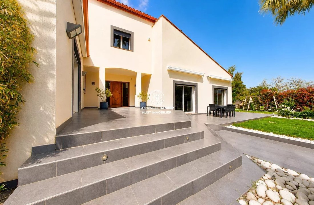 Villa in Les Jardins Saint Jacques, Perpignan, France 4 - 16885261