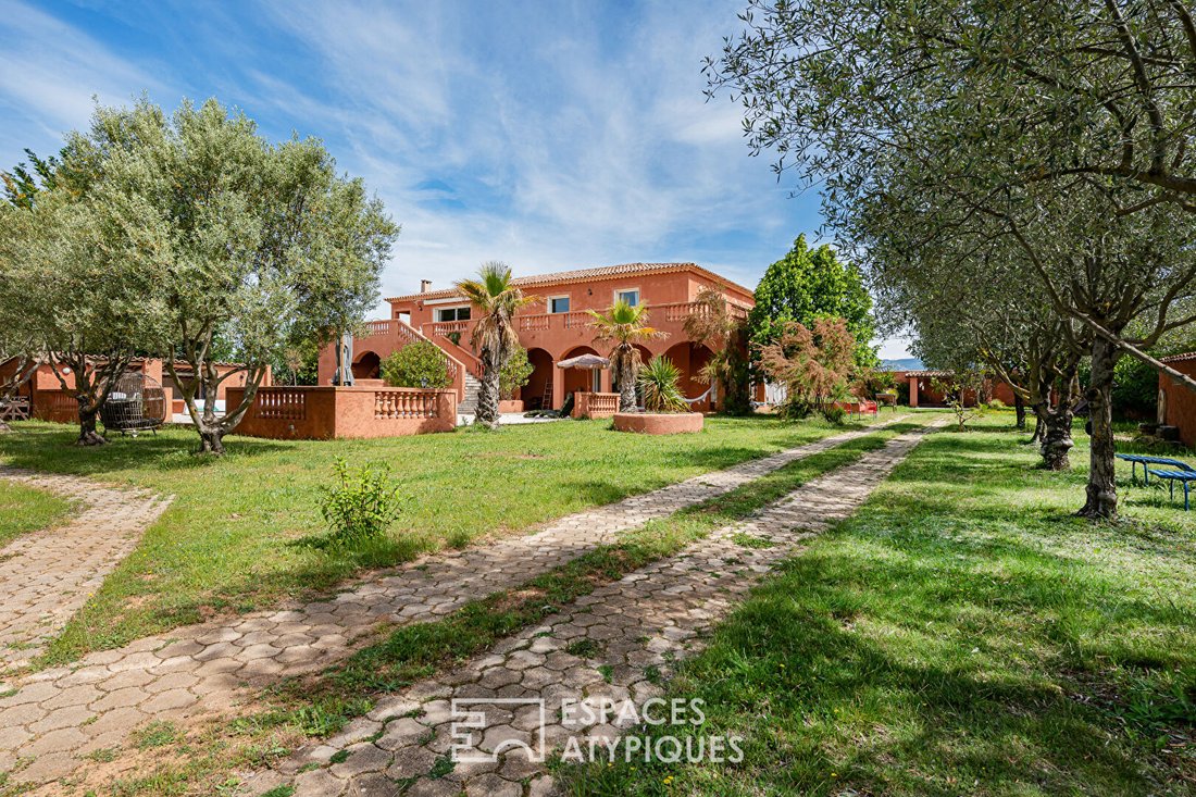 Villa in Roumoules, Provence-Alpes-Côte d'Azur, France 1 - 17959724
