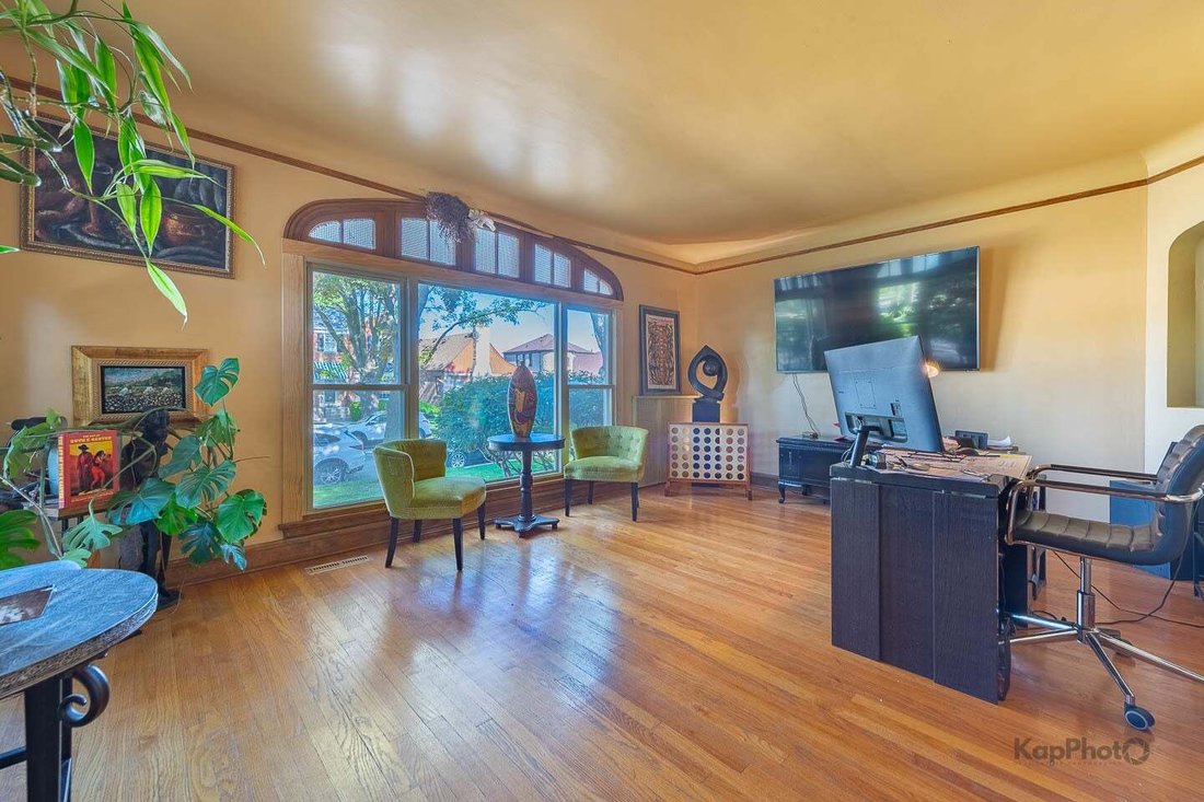 House in Elmwood Park, Illinois, United States 3 - 17959676