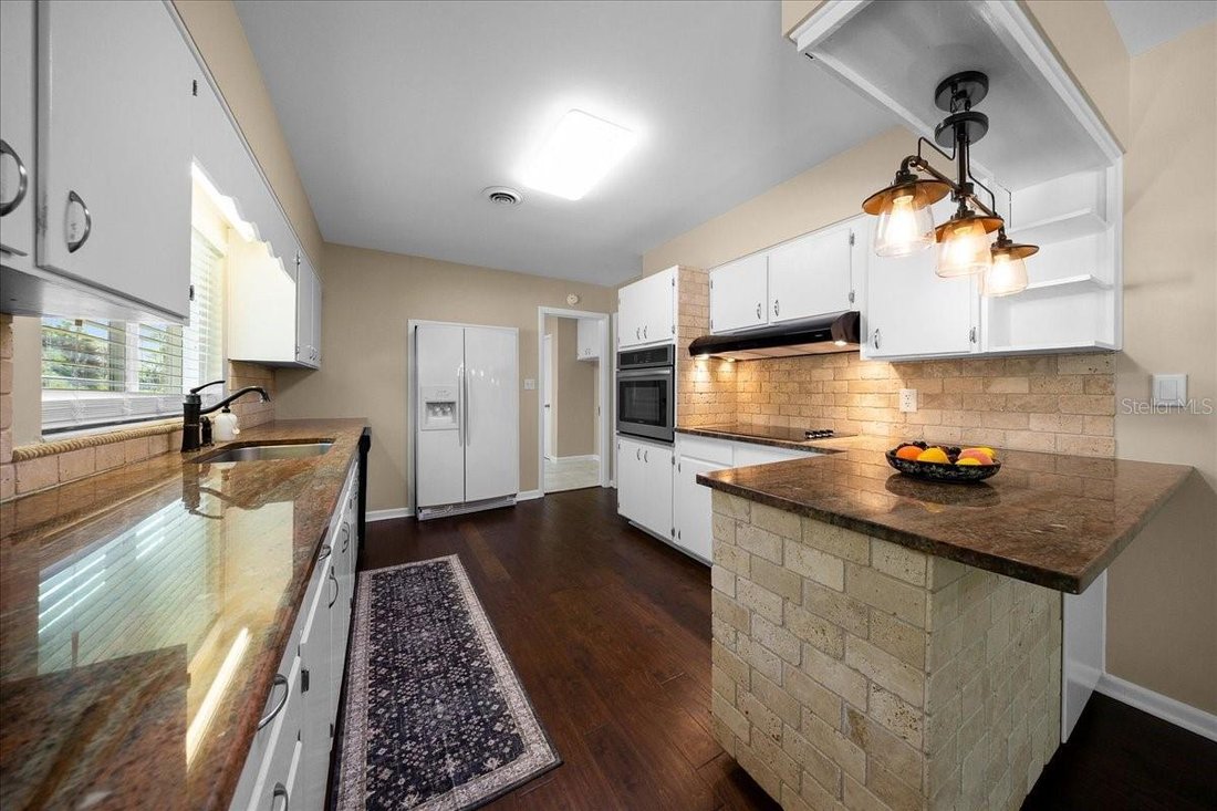 House in Ocala, Florida, United States 2 - 17958044