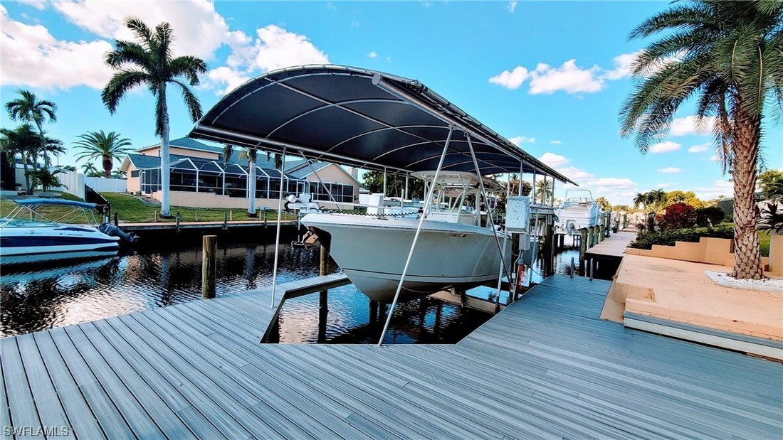 House in Cape Coral, Florida, United States 5 - 17960961