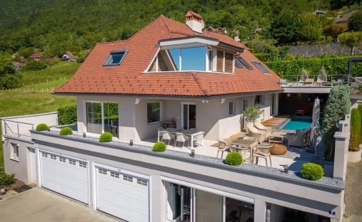 House in Veyrier-du-Lac, Auvergne-Rhône-Alpes, France 1