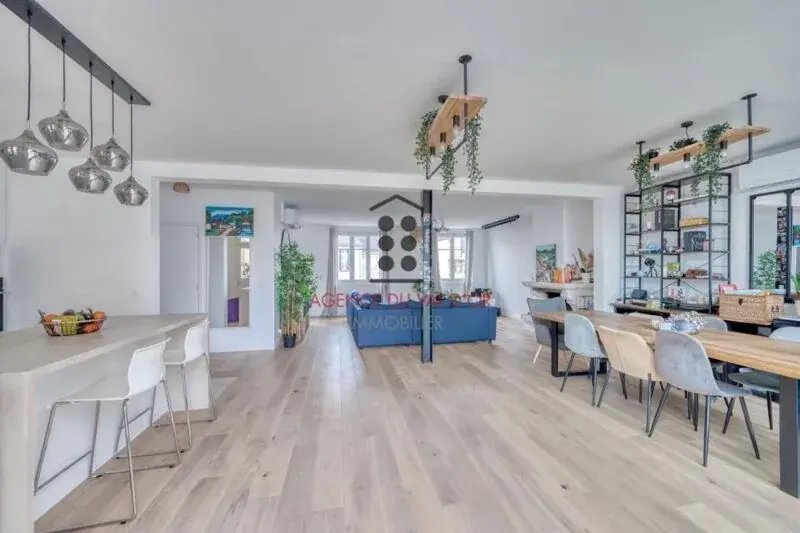 House in Plateau Ouest, Suresnes, France 1 - 17958863