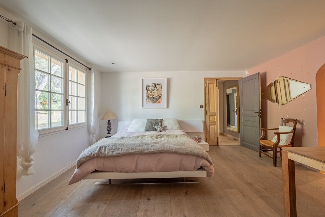 Villa in Granettes-Jauberte-Sainte Anne, Aix-en-Provence, France 5 - 17676629