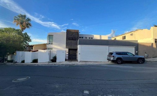 House in San Pedro Garza García, Nuevo Leon, Mexico 1