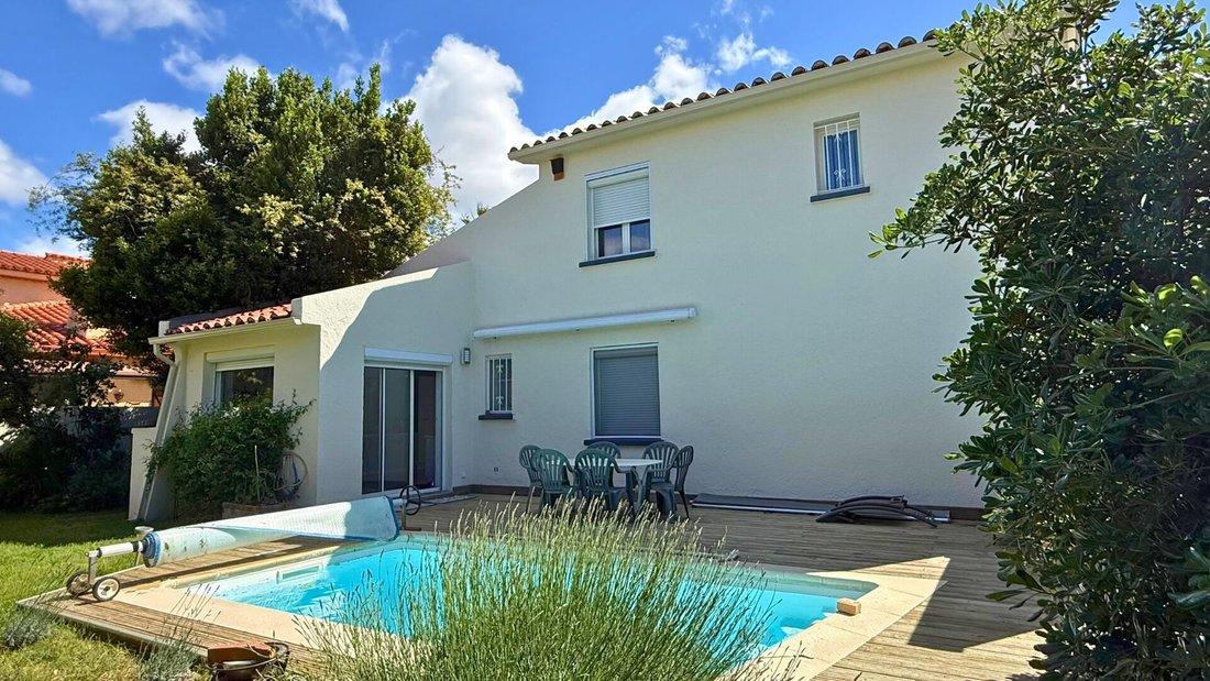 Villa in Saleilles, Occitania, France 2 - 17962812