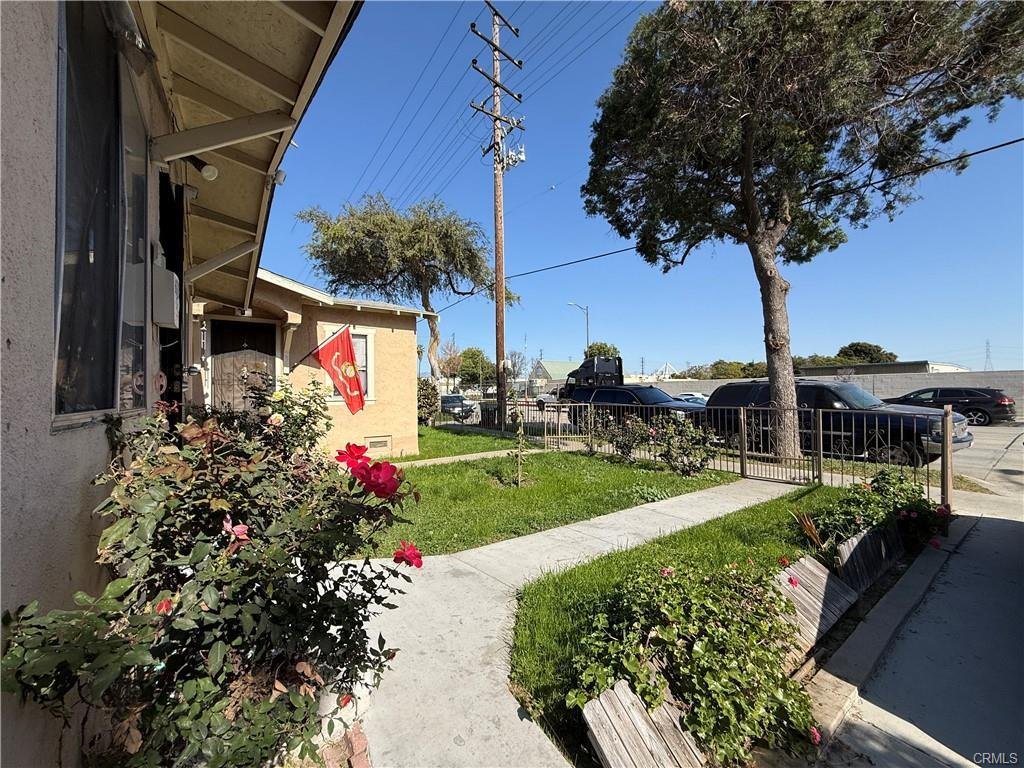 House in Huntington Park, California, United States 4 - 17959011