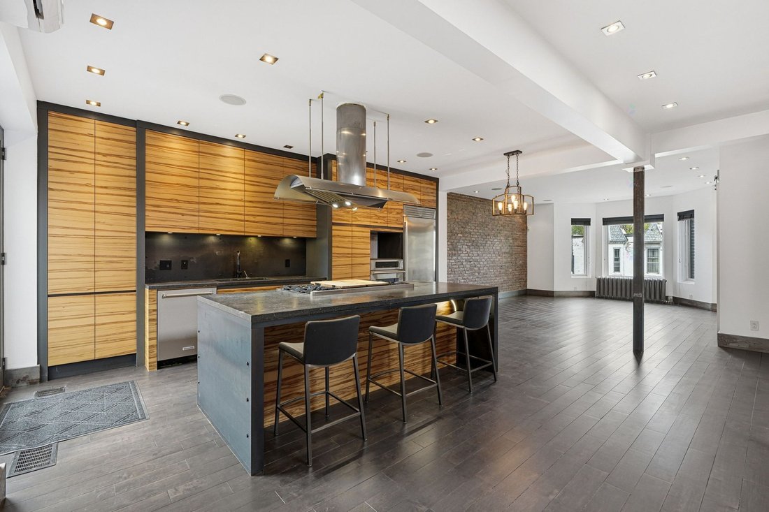 Apartment in Westmount, Quebec, Canada 5 - 17961989