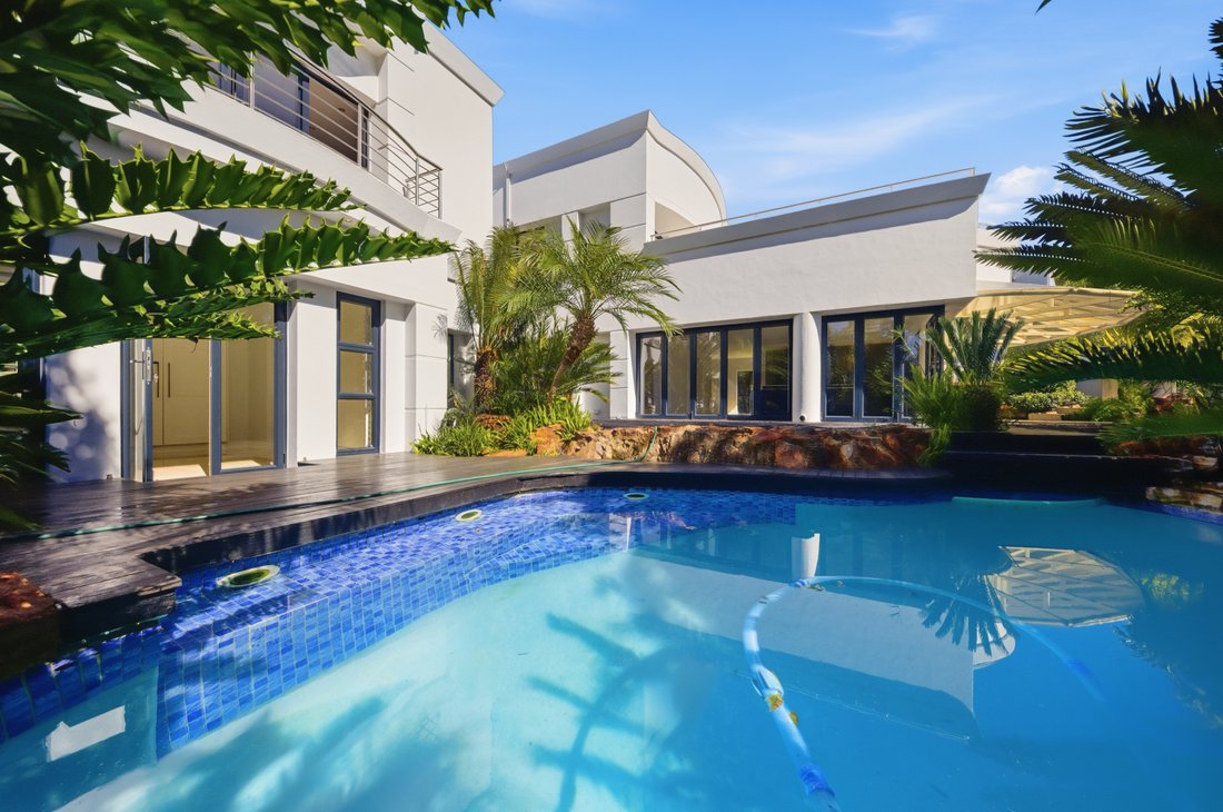 House in Chartwell, Gauteng, South Africa 2 - 17960004