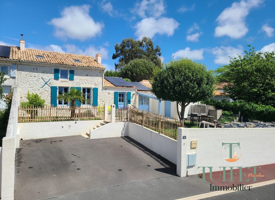 House in Les Mathes, Nouvelle-Aquitaine, France 1 - 17963468