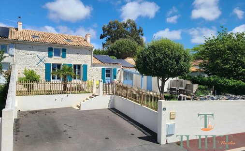 House in Les Mathes, Nouvelle-Aquitaine, France 1