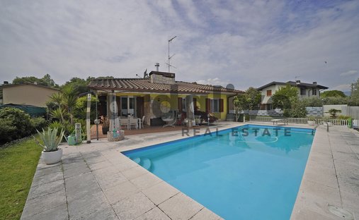 House in Raffa, Lombardy, Italy 1
