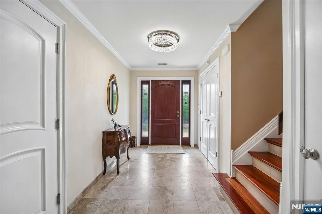 House in Livingston, New Jersey, United States 3 - 17962409