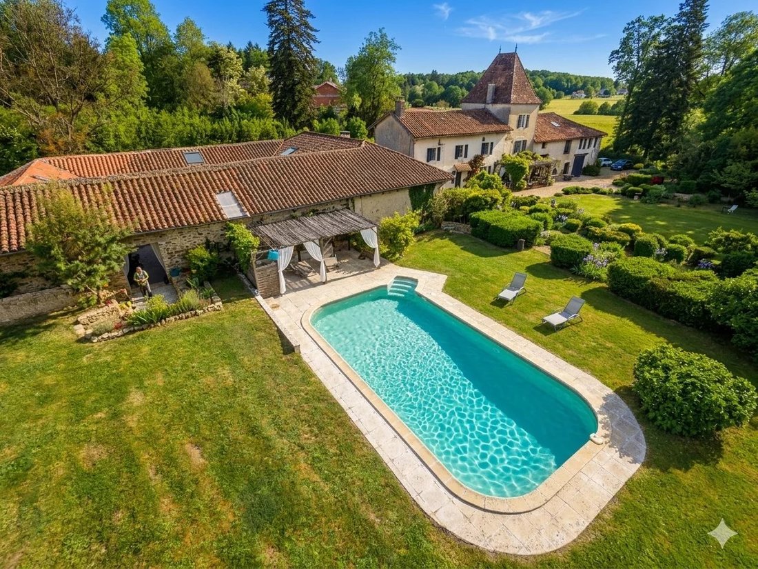 House in Montbron, Nouvelle-Aquitaine, France 2 - 17494029