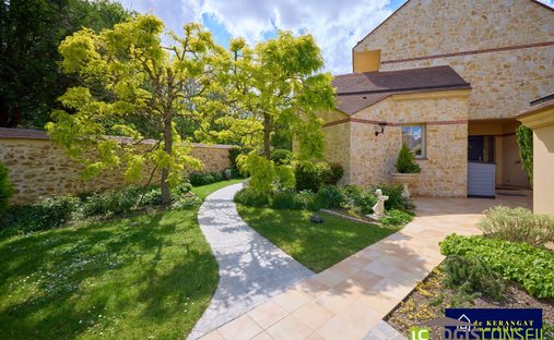 House in Vauhallan, Ile-de-France, France 1