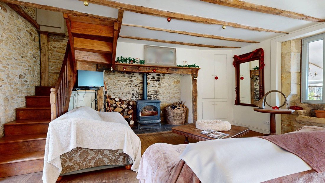 Maison à Besse, Nouvelle-Aquitaine, France 5 - 17961553