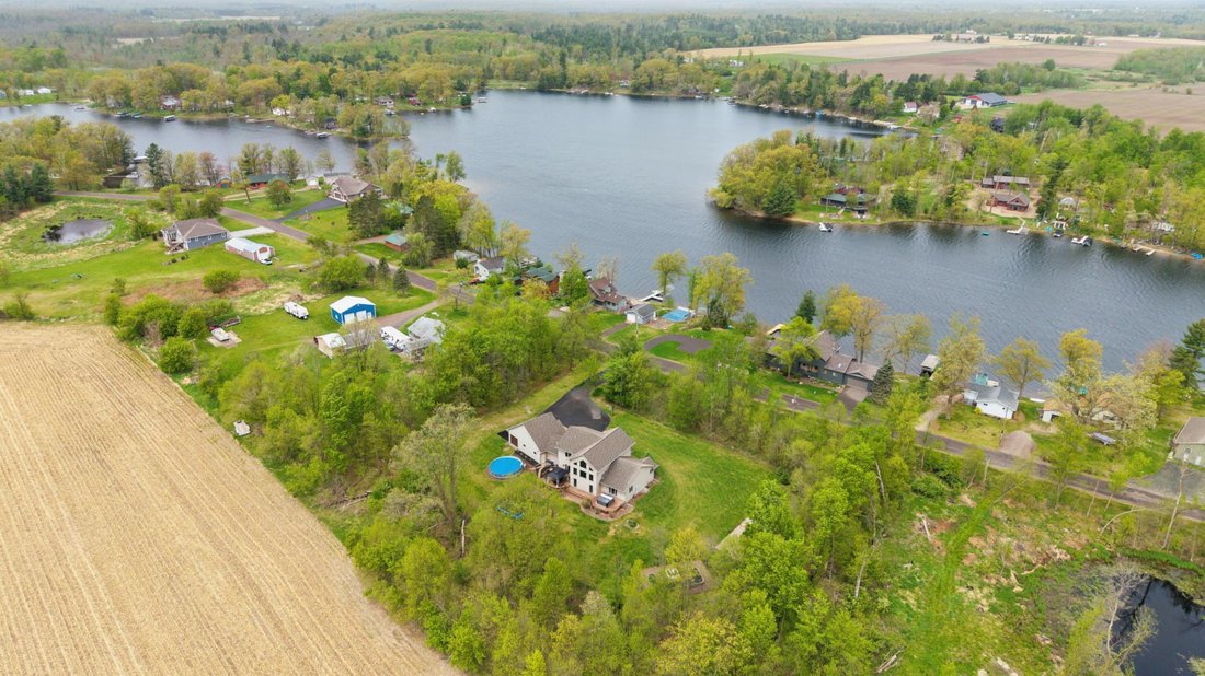 House in Turtle Lake, Wisconsin, United States 4 - 17961896