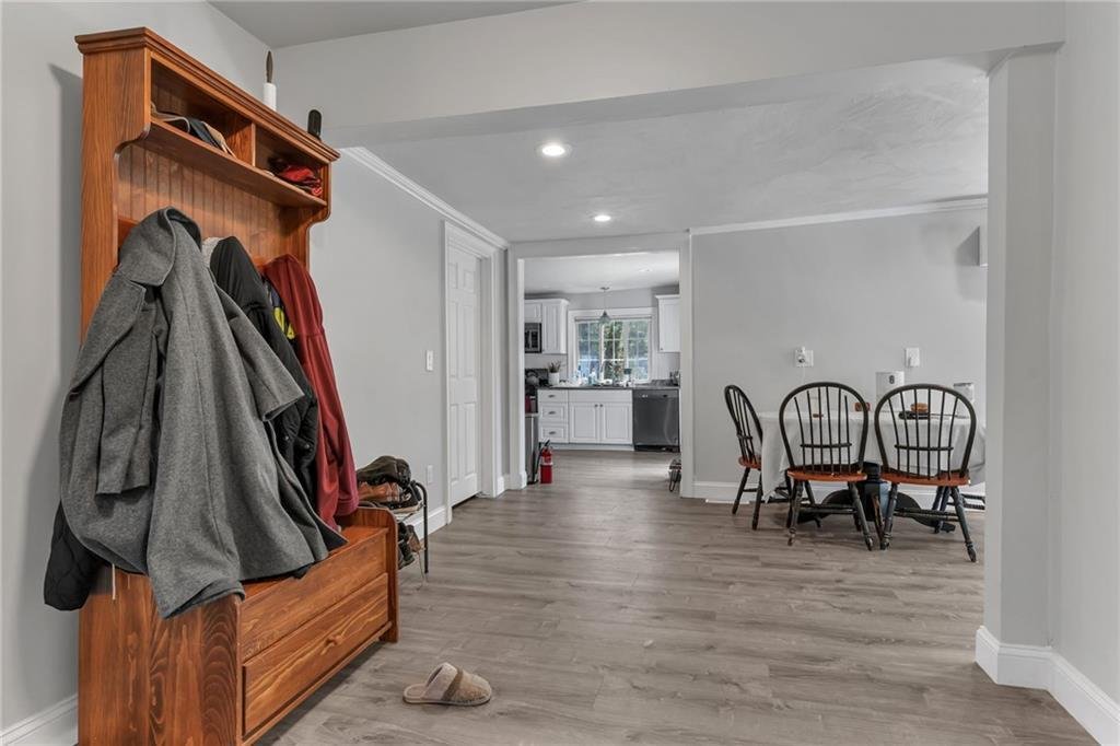 House in Cumberland, Rhode Island, United States 4 - 17962094