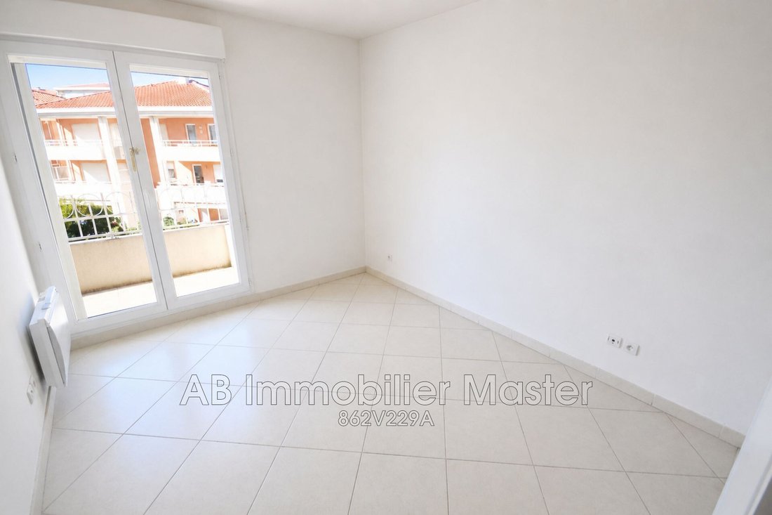 Apartment in Antibes, Provence-Alpes-Côte d'Azur, France 5 - 17519749