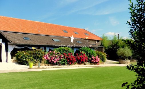 House in Florelites-Constant Gallon, Saint-Fargeau-Ponthierry, France 1