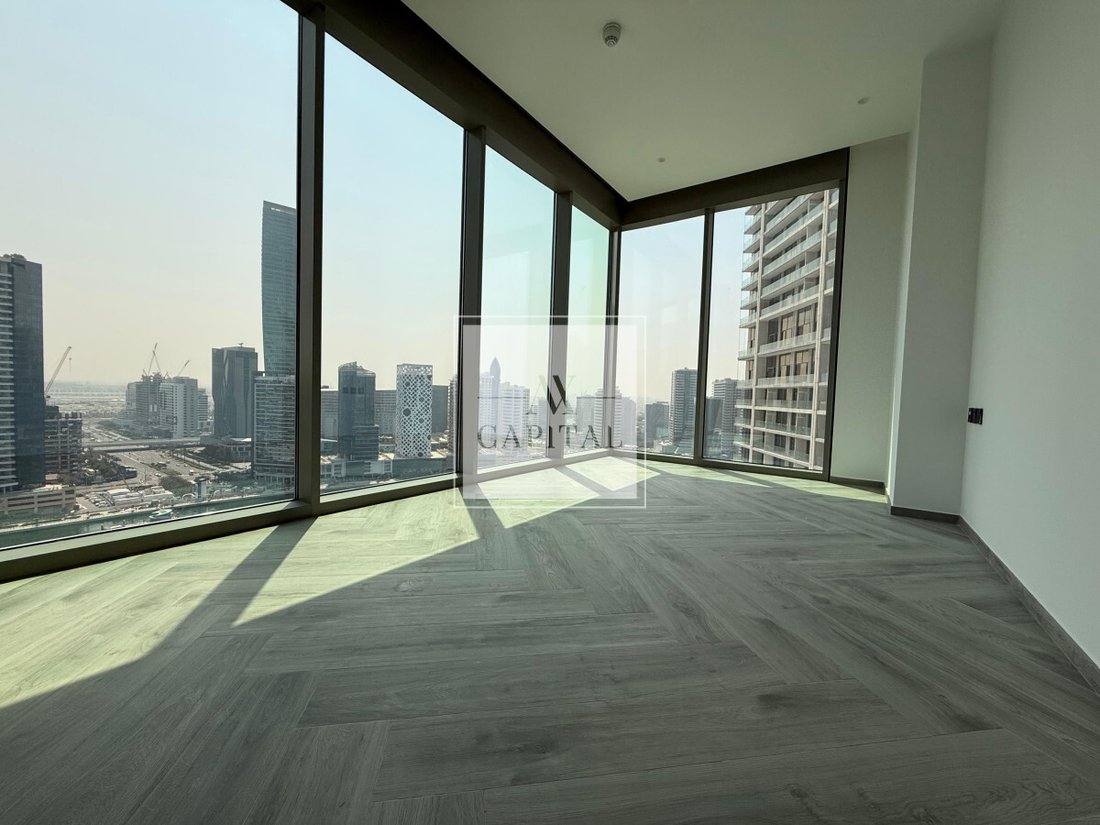 Apartment in Business Bay, Dubai, United Arab Emirates 1 - 17960902