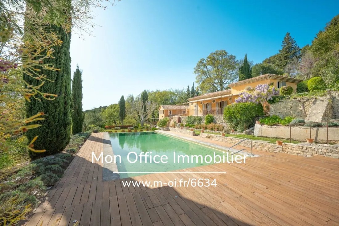 House in Est-Repentance-Les Trois Bons Dieux, Aix-en-Provence, France 3 - 17958251