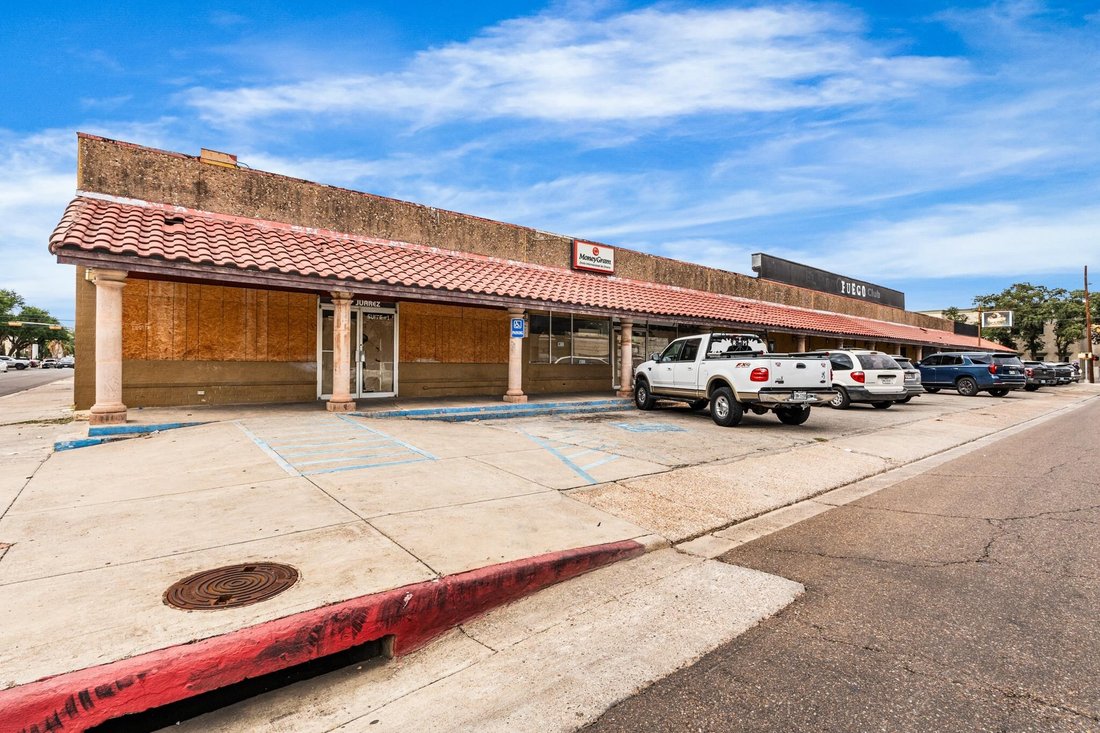 Casa a Laredo, Texas, Stati Uniti 1 - 17962469