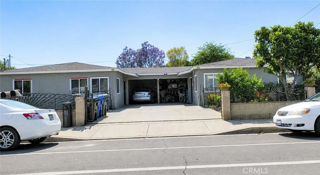 Pomona, California, United States 1 - 17958355