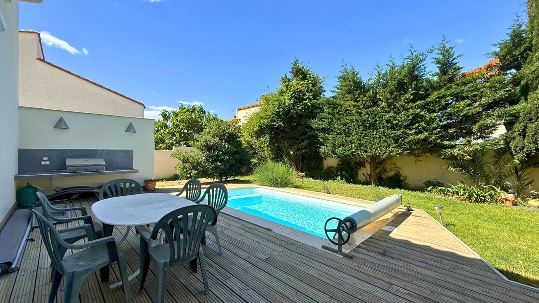Villa in Saleilles, Occitania, France 3 - 17962812