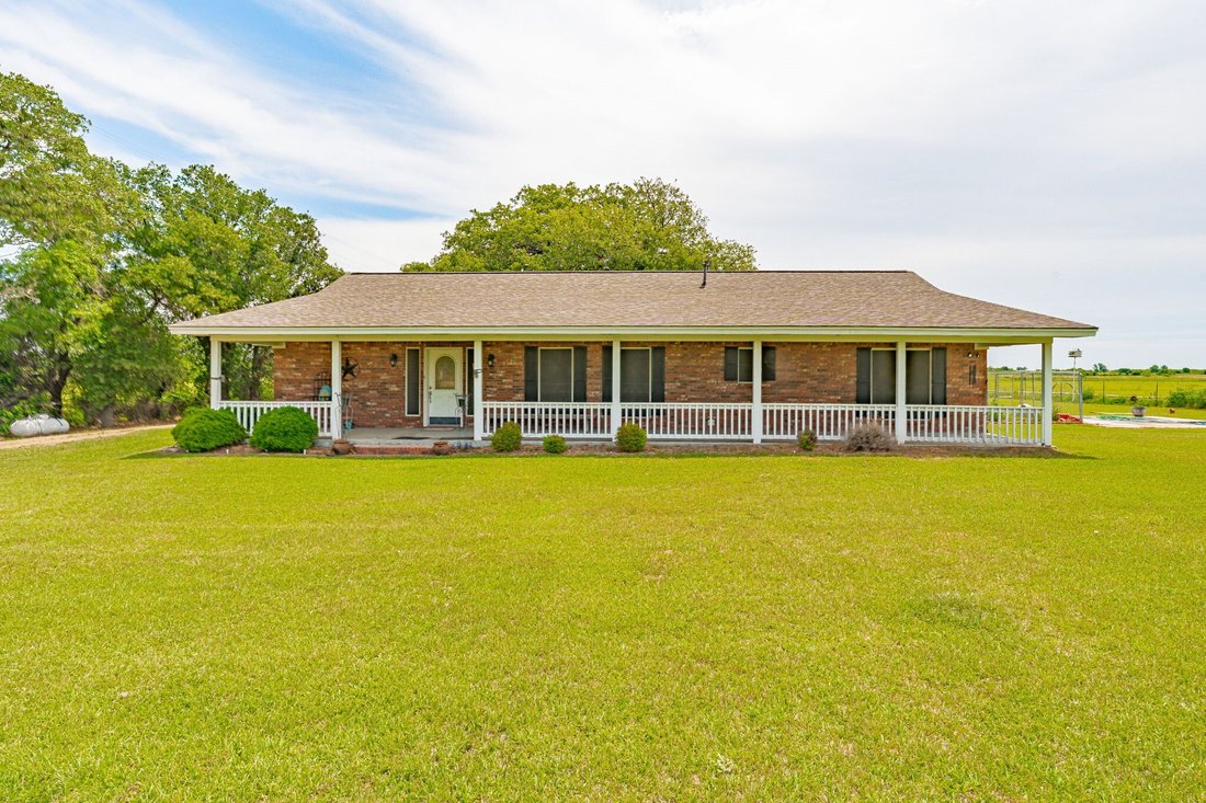 Farm Ranch in De Leon, Texas, United States 5 - 16984178
