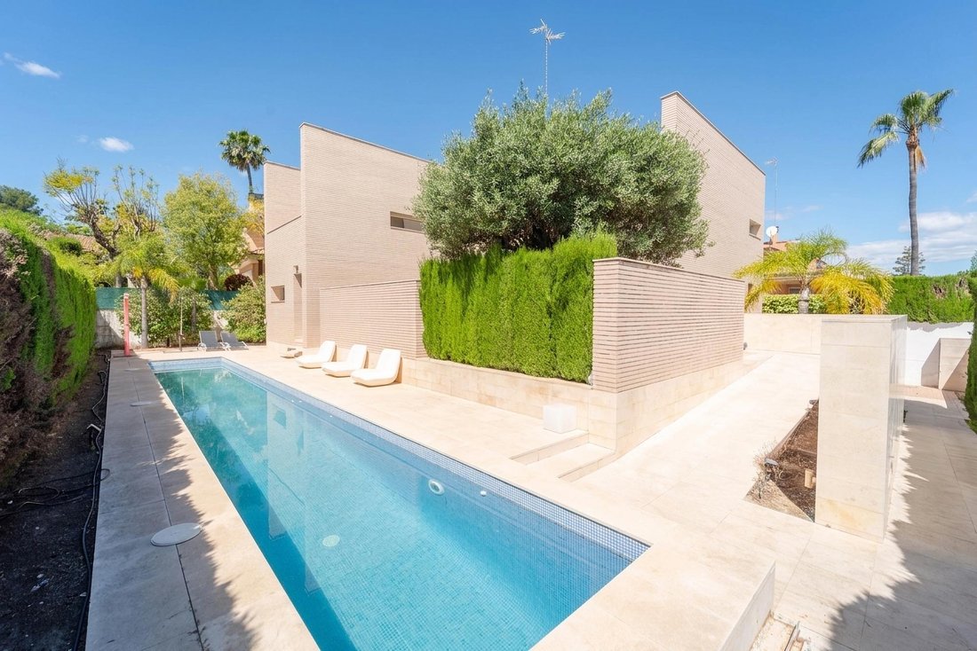 Villa in Campo Olivar, Godella, Valencian Community 1 - 17958187