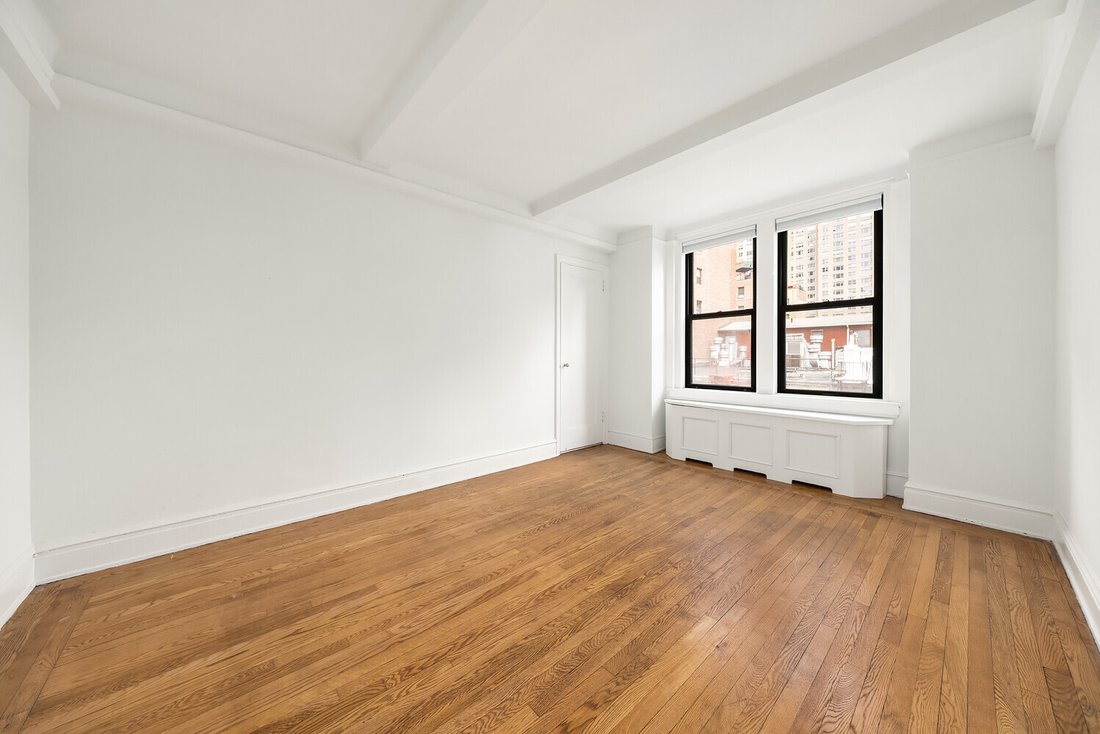 Co Op in New York, New York, United States 4 - 17962139