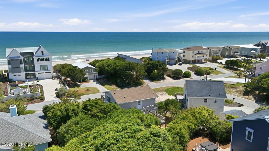 House in Emerald Isle, North Carolina, United States 5 - 17958252