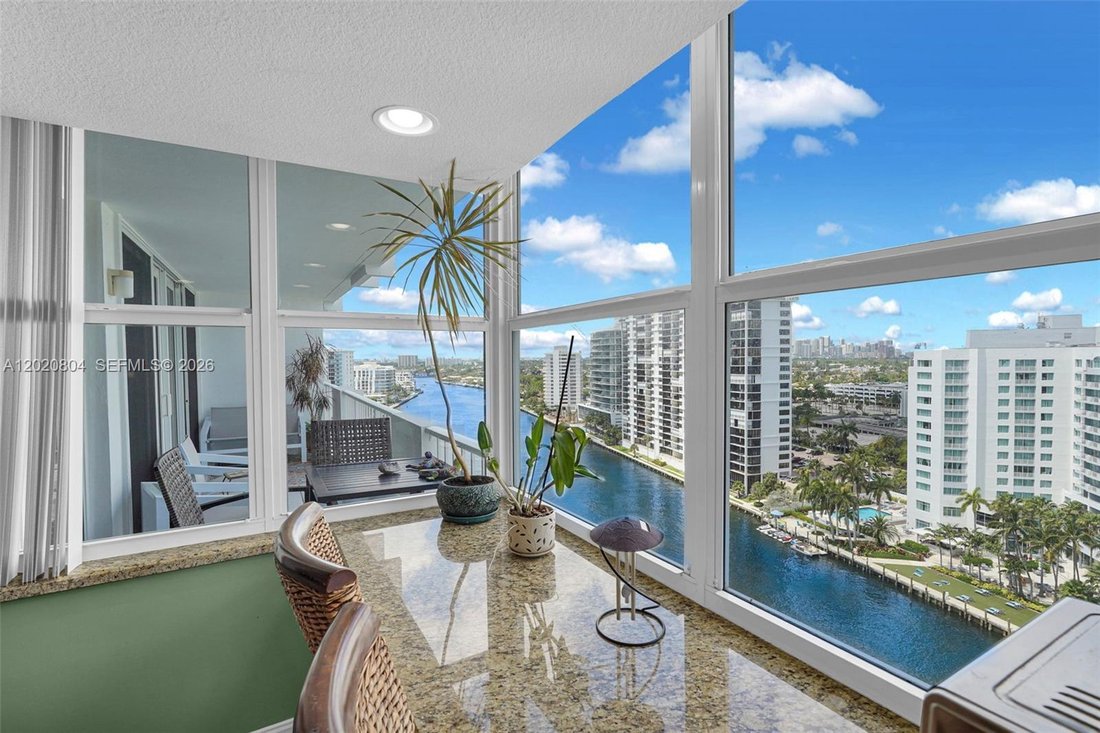 Condo in Fort Lauderdale, Florida, United States 1 - 17959180