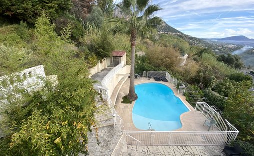 Villa in Plan de Noves, Vence, France 1