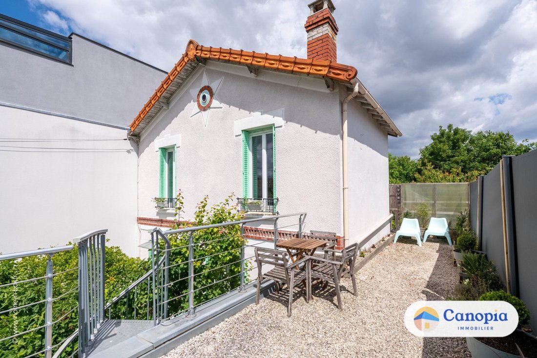 House in Cachan, Ile-de-France, France 1 - 17963429