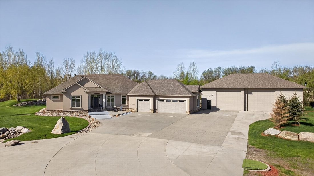 House in Oxbow, North Dakota, United States 2 - 17960240