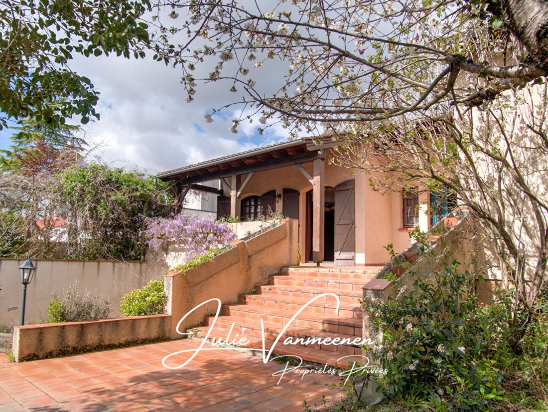 Villa in Colomiers, Occitania, France 1 - 17962903