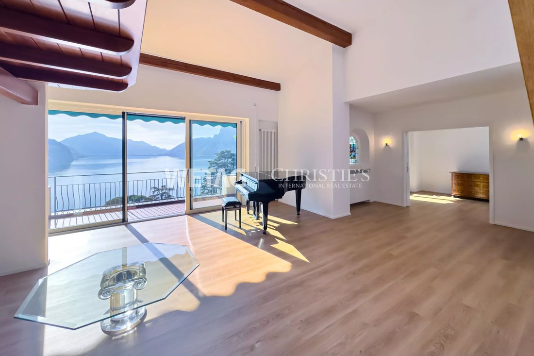 Villa in Lugano, Ticino, Switzerland 1 - 16649377