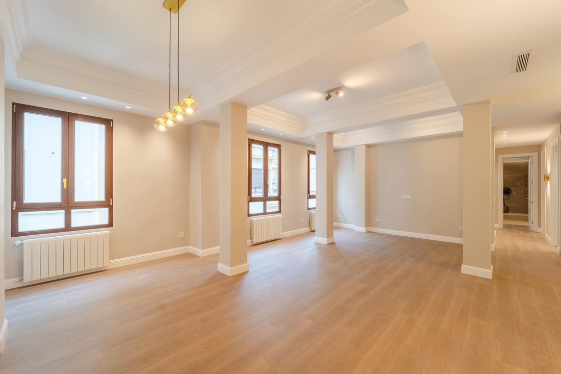 Apartment in Ciutat Vella, Valencia, Spain 2 - 17958207