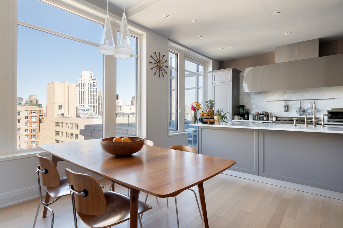 Condo in New York, New York, United States 2 - 17953040