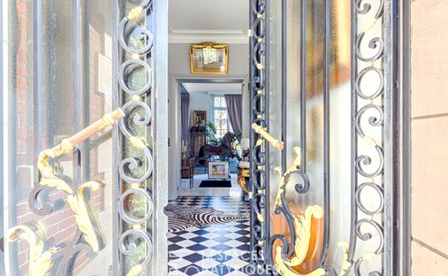 Villa in Mantes-la-Jolie, Ile-de-France, France 1