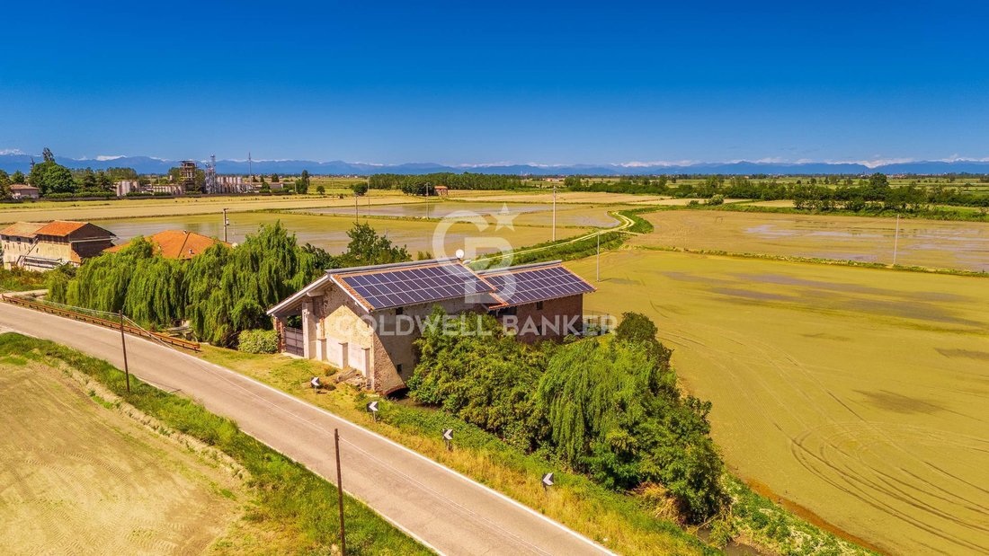 Villa in Tornaco, Piedmont, Italy 4 - 17963066
