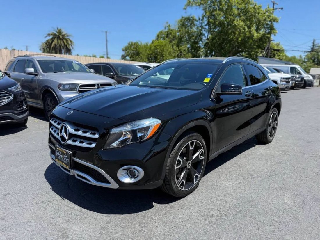 Suv in Sacramento, CA, United States 3 - 17959937