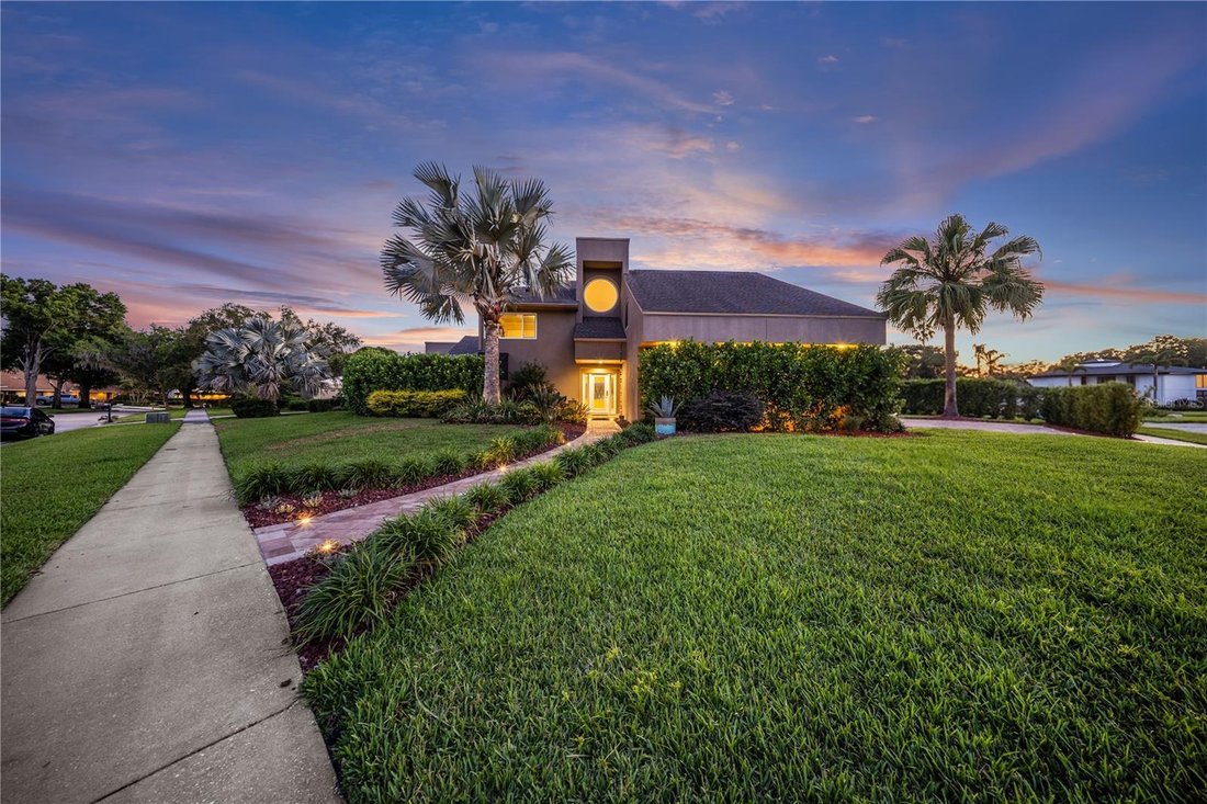 House in Tampa, Florida, United States 2 - 17955925
