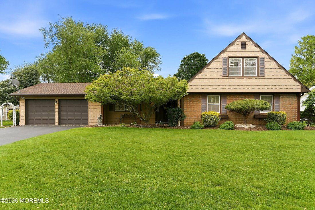 House in Old Bridge Township, New Jersey, United States 1 - 17957917