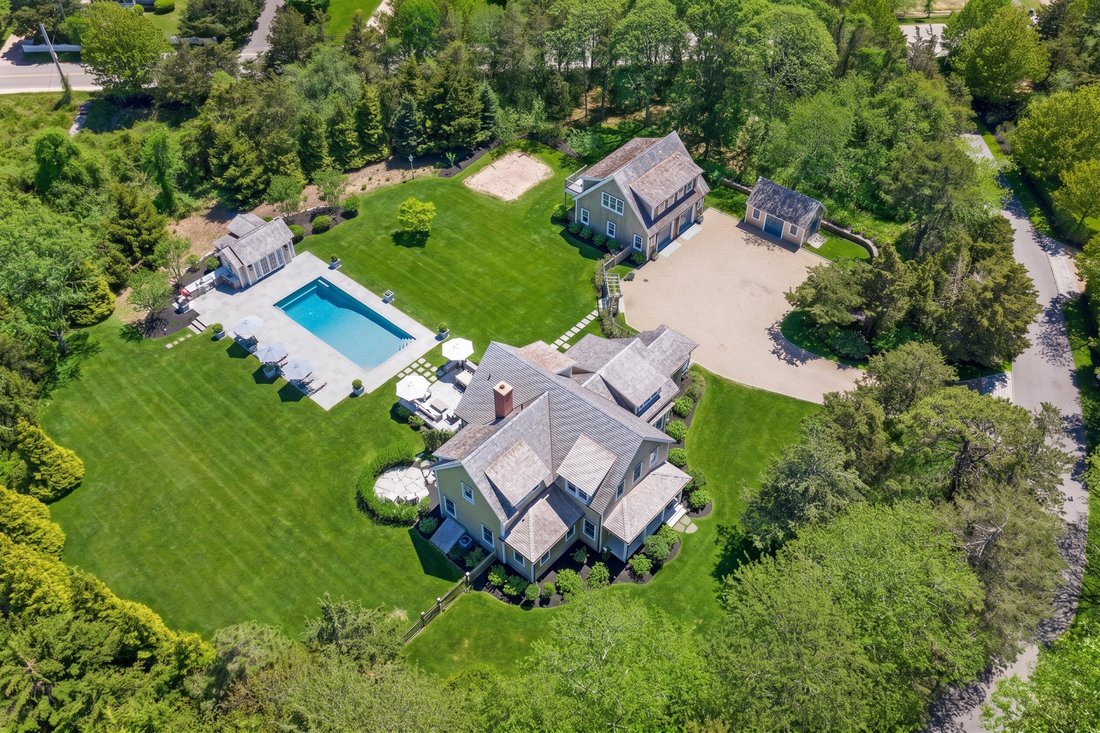 House in Edgartown, Massachusetts, United States 2 - 17959059