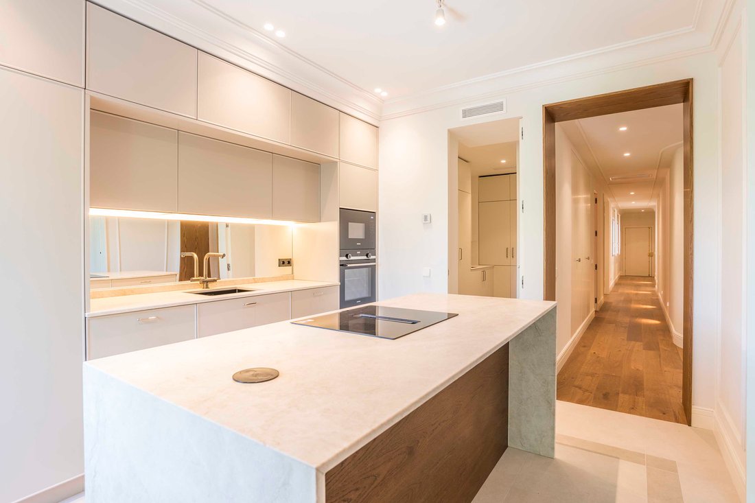 Apartment in Chamberi, Madrid, Spain 4 - 17963171