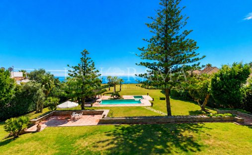 Villa in Guadalmina Baja, San Pedro de Alcantara, Spain 1
