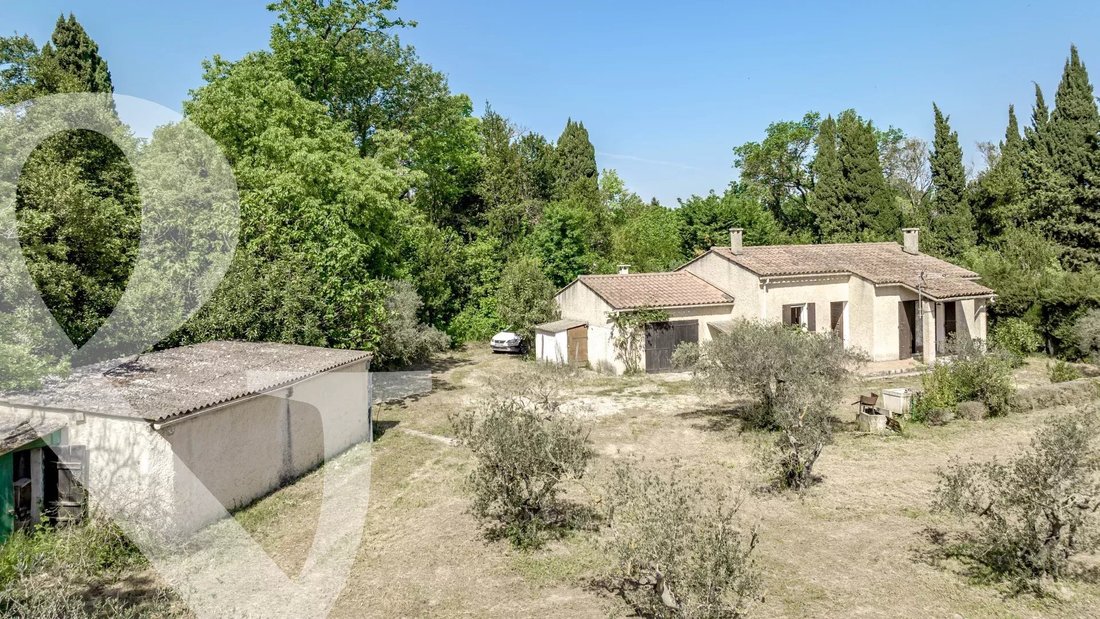 House in Saint-Rémy-de-Provence, Provence-Alpes-Côte d'Azur, France 2 - 17959512